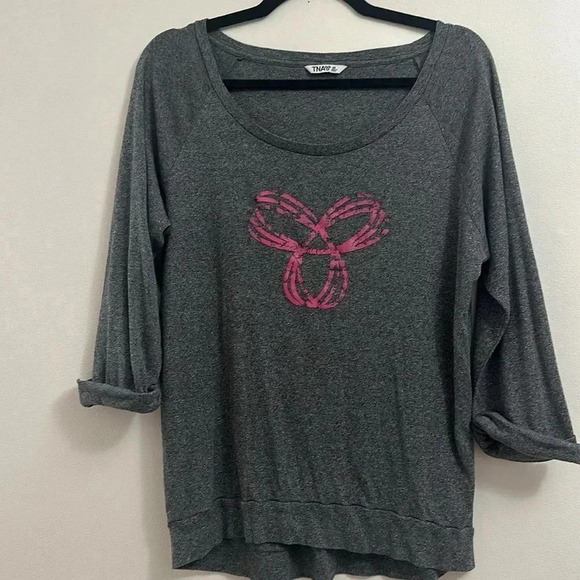 2 for 20  ARITZIA TNA 3/4 Sleeve top - Picture 2 of 5